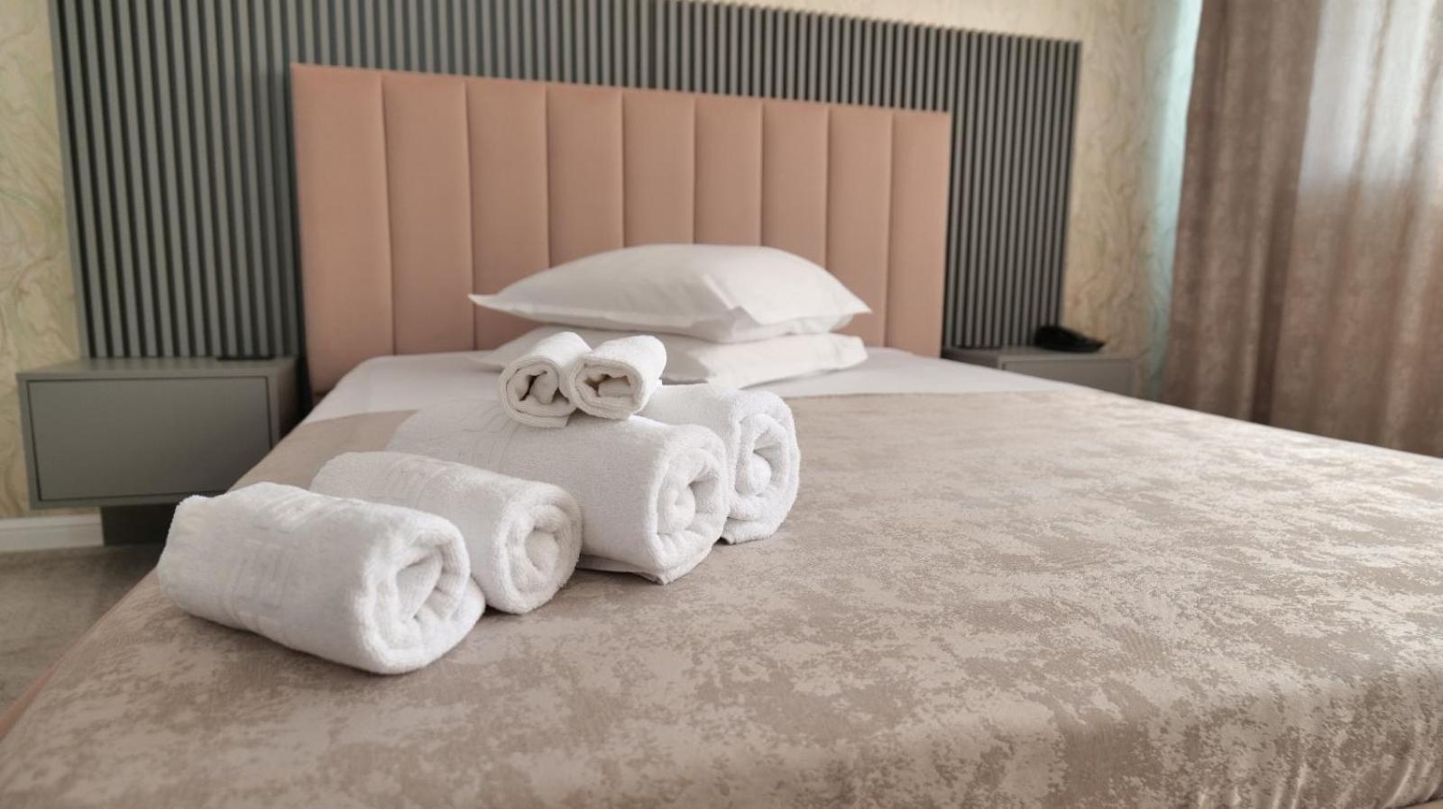 Hotel Parc Craiova Eksteriør bilde