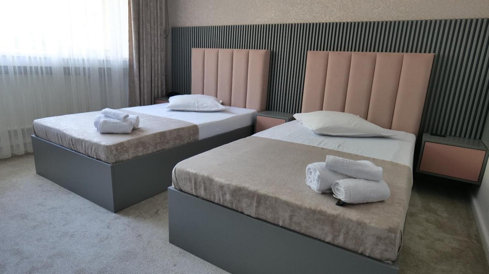 Hotel Parc Craiova Eksteriør bilde