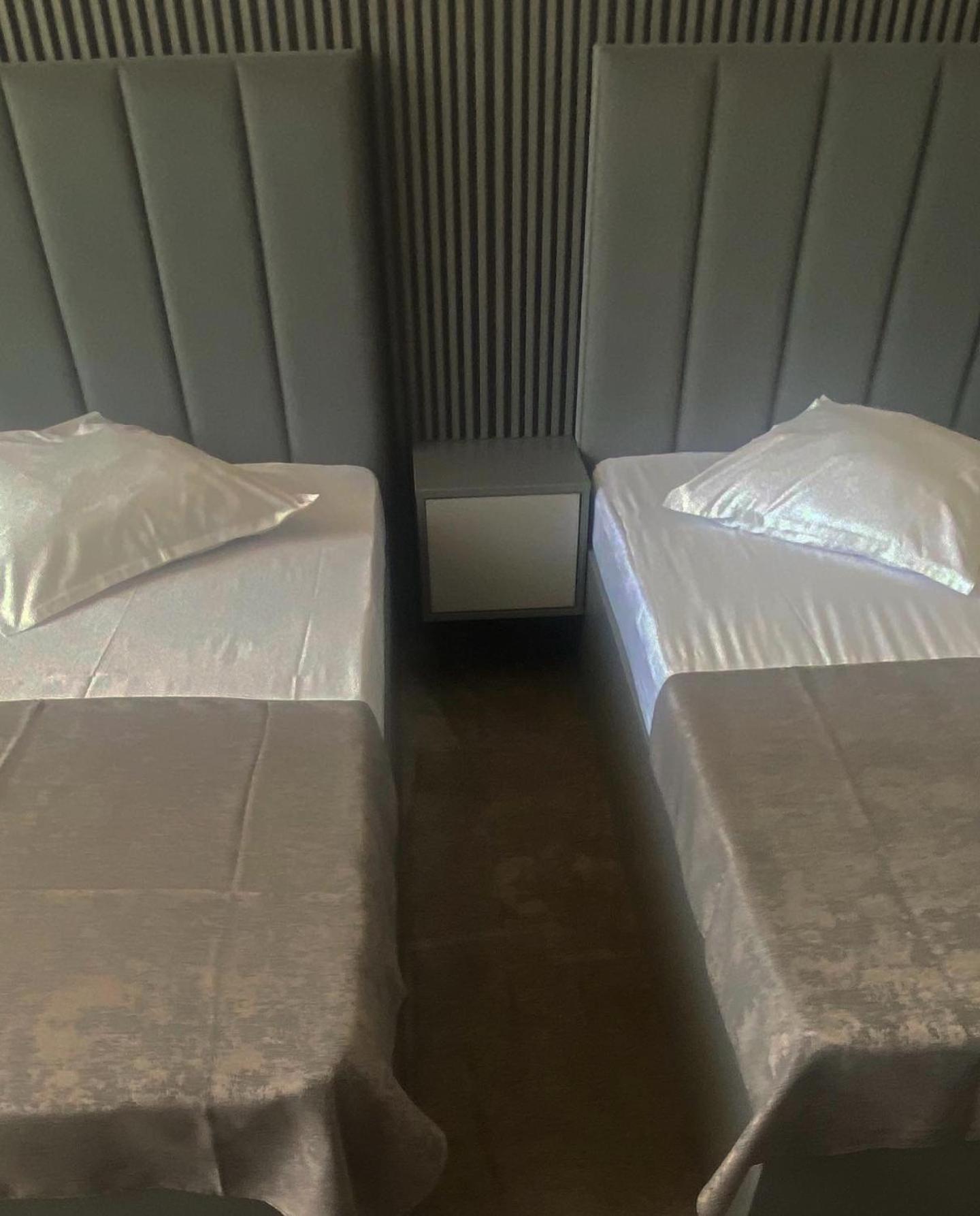 Hotel Parc Craiova Eksteriør bilde